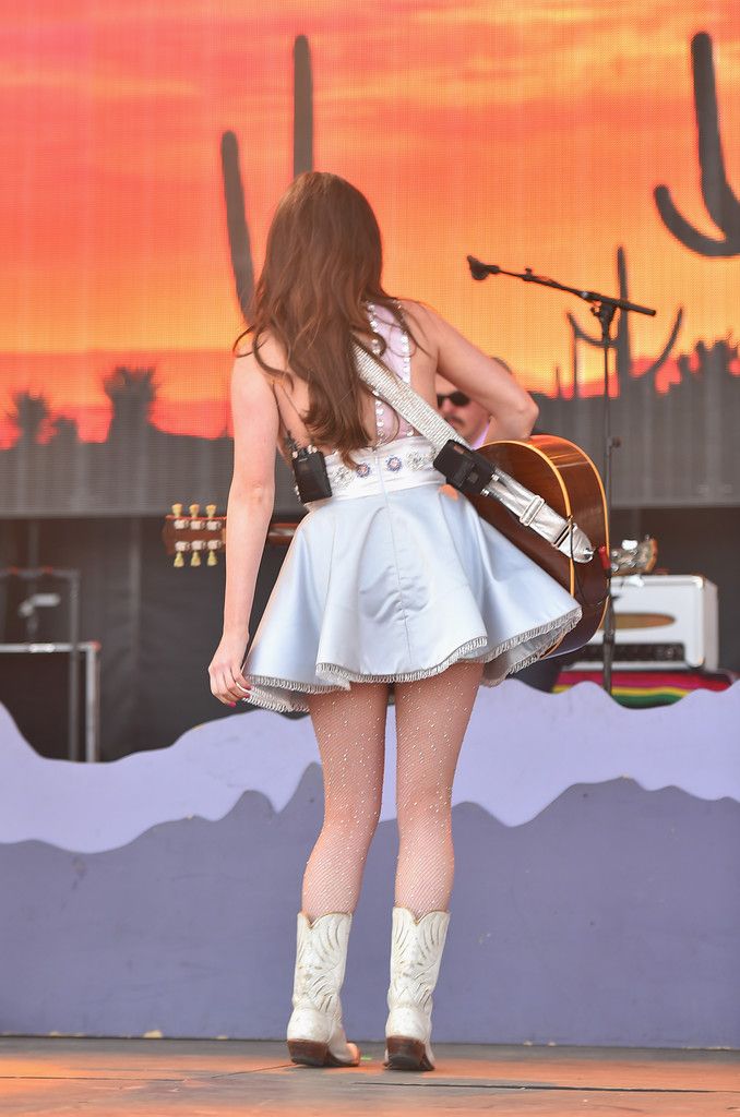 Kacey-Musgraves-NCAA-March-Madness-Music-Festival-11