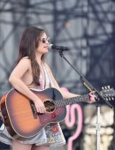 Kacey-Musgraves-NCAA-March-Madness-Music-Festival-3