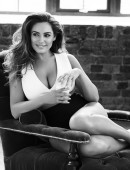 Kelly-Brook-Red-Magazine-2015-1