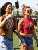 Kendall-Jenner-and-Hailey-Baldwin-3