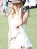 Kimberley-Garner-Coachella-Music-Festival-2015-19