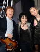 Miley-Cyrus-30th-Annual-Rock-And-Roll-Hall-Of-Fame-Induction-Ceremony-4