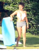 Selena-Gomez-in-Bikini-5