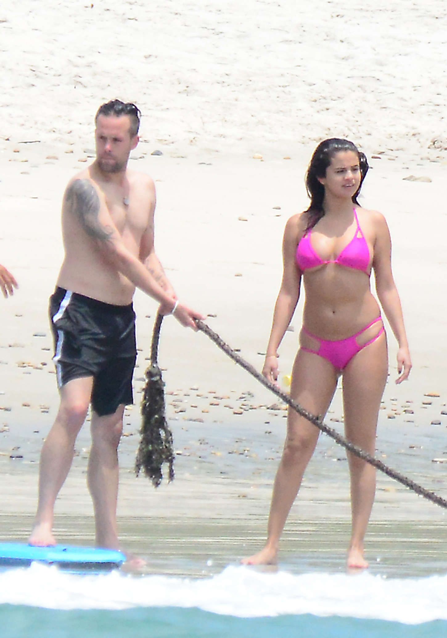 Selena-Gomez-in-Pink-Bikini-in-Mexico-7