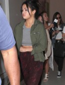 Selena-Gomez-in-Red-Tights-2