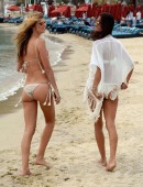 Alessandra-Ambriosio-in-Bikini-214
