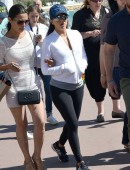 Eva-Longoria-Booty-in-Tights-5
