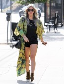 Hilary-Duff-Studio-City-104