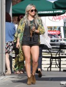 Hilary-Duff-Studio-City-105