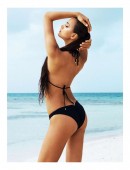 Irina-Shayk-Selfie-Magazine-Swimsuit-2015-4