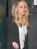 Jennifer-Lawrence-Leaving-Largo-6