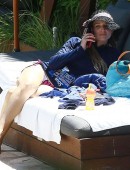 Jewel-Kilcher-in-bikini-bottoms-7