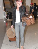 Katherine-Heigl-Arrive-at-Los-Angeles-International-Airport-2