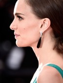 Natalie-Portman-at-the-Premiere-of-Sicario-in-Cannes-5