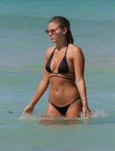 Natasha-Oakley-in-Bikini-104
