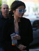 Selena-Gomez-Out-and-About-in-NYC-8