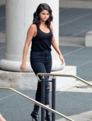 Selena-Gomez-in-Jeans-Leaving-a-Casino-4