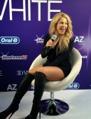 Shakira-European-Launch-of-Oral-B-3D-White-Whitestrips-3