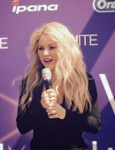 Shakira-European-Launch-of-Oral-B-3D-White-Whitestrips-5
