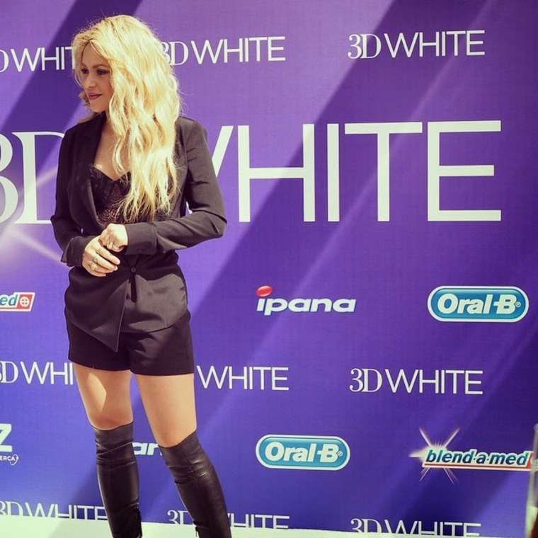 Shakira-European-Launch-of-Oral-B-3D-White-Whitestrips-6