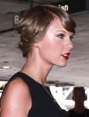 Taylor-Swift-LAX-Airport-5