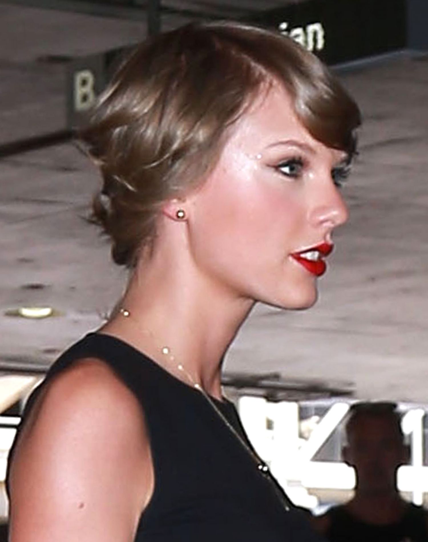 Taylor-Swift-LAX-Airport-5