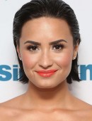 Demi-Lovato-The-Morning-Mash-Up-on-SiriusXM-Hits-1-3