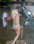 Lady-Gaga-in-Green-Bikini-3