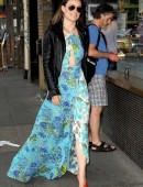 Olivia-Wilde-Out-and-About-in-NYC-3