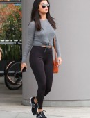 Selena-Gomez-Braless-504