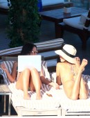 Alessandra-Ambrosio-Swimsuit-Candids-in-Rio-de-Janeiro-9