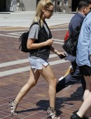 Ashley-Tisdale-Pasadena-2