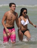 Becky-Gomez-in-Bikini-3