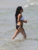 Becky-Gomez-in-Bikini-5