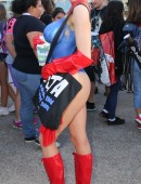 Courtney-Stodden-Promoting-PETA-at-Comic-Con-8