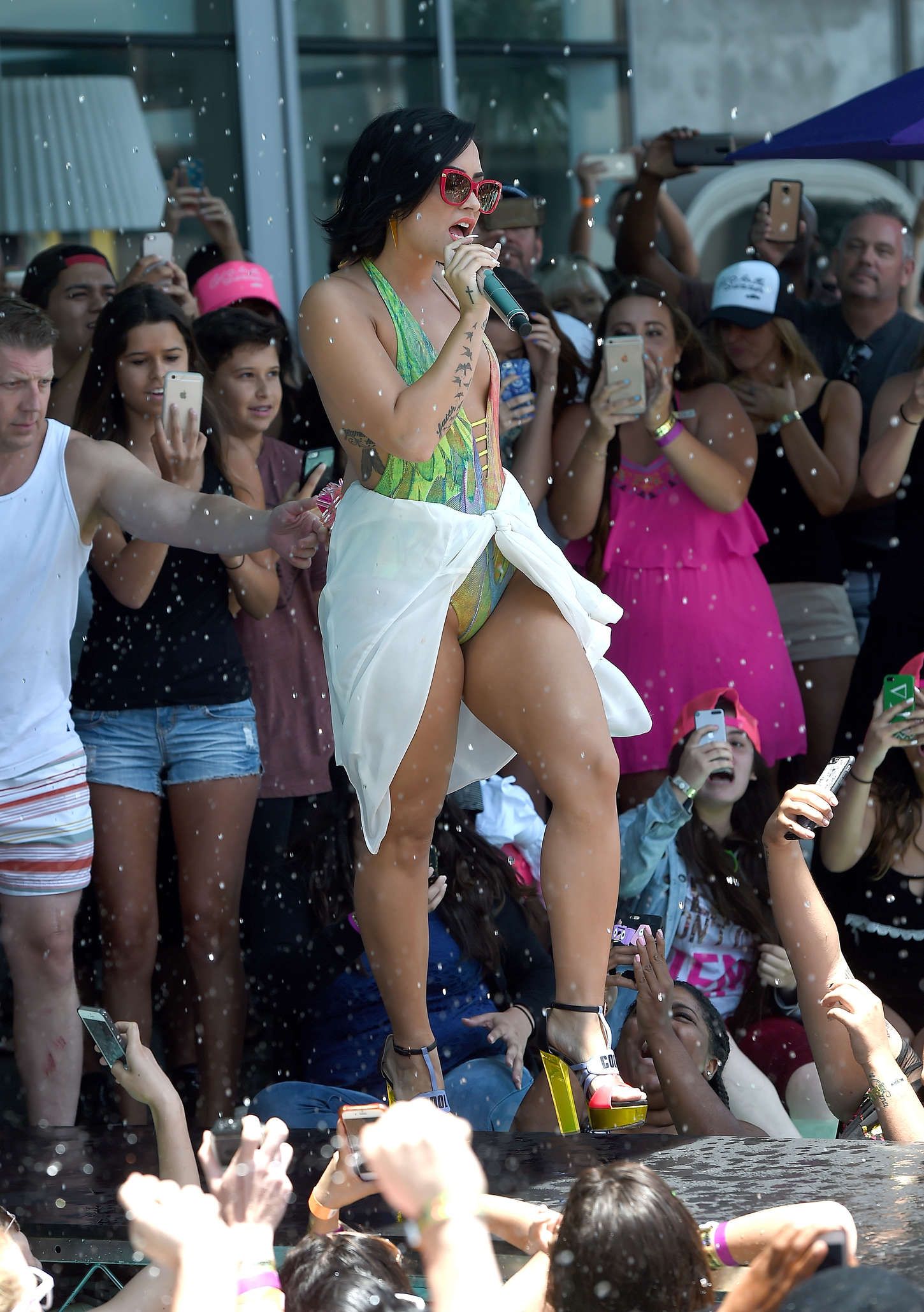 Demi-Lovato-Cool-For-The-Summer-Pool-Party-in-LA-10