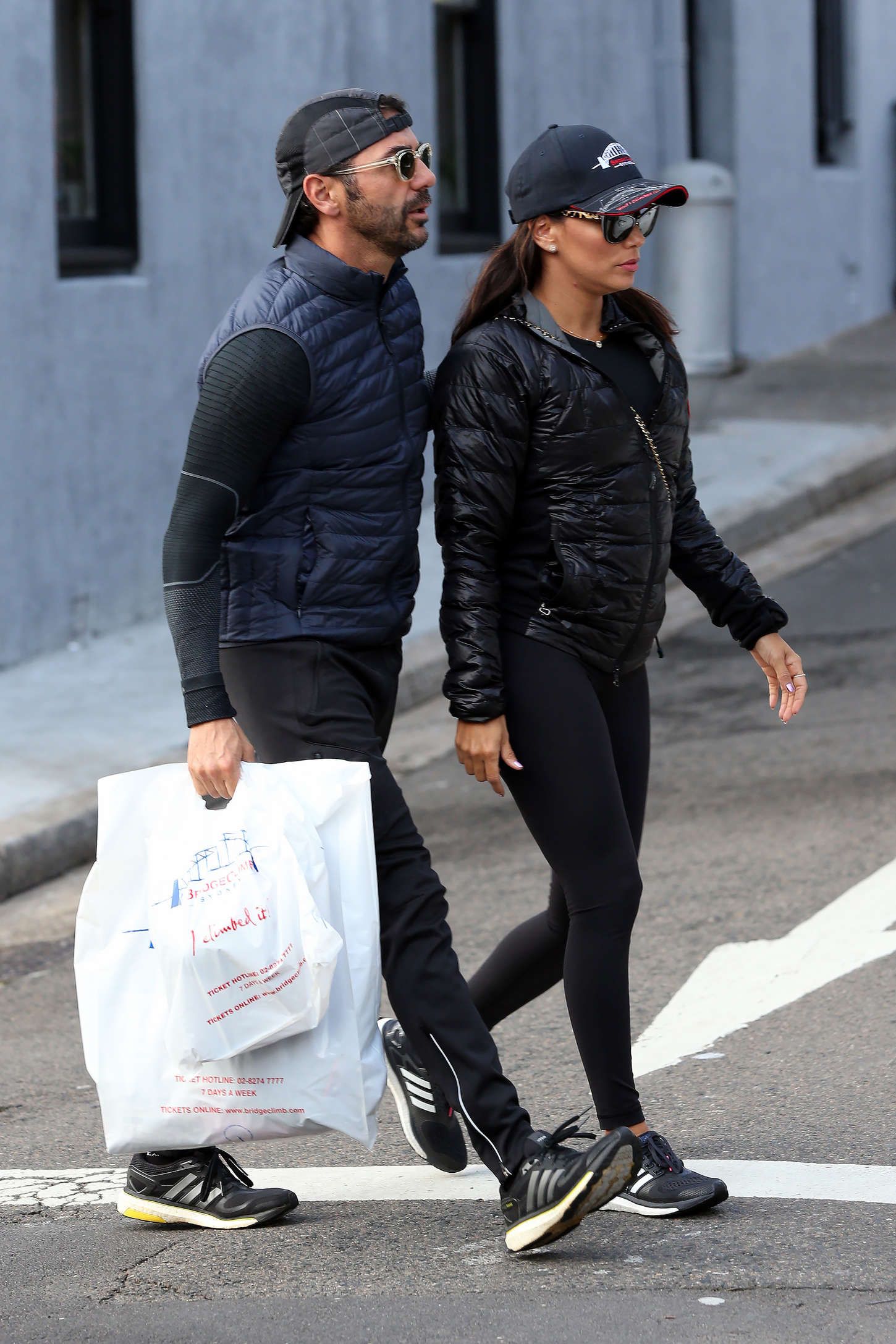 Eva-Longoria-Booty-in-Tights-901