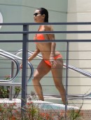 Eva-Longoria-in-Bikini-708