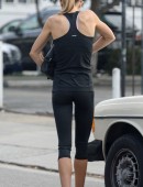 Isabelle-Cornish-Booty-in-Tights-1