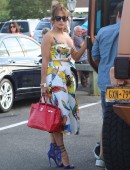 Jennifer-Lopez-with-Family-in-Sag-Harbor-5
