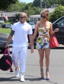Jennifer-Lopez-with-Family-in-Sag-Harbor-7