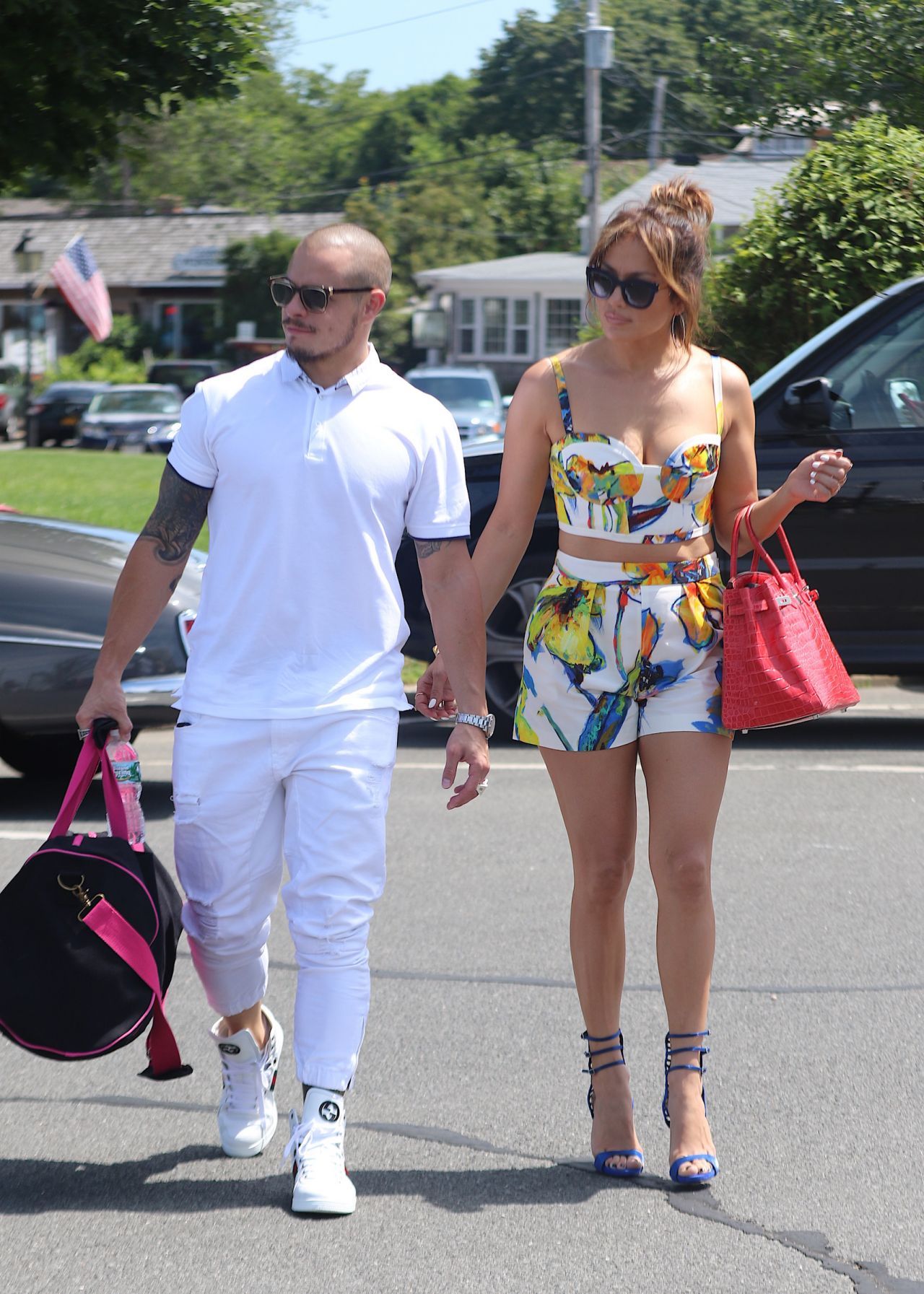 Jennifer-Lopez-with-Family-in-Sag-Harbor-7
