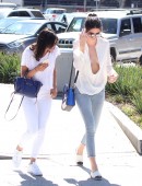 Kendall-Jenner-Out-and-About-LA-1