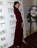 Kendall-Jenner-and-Kylie-Jenner-909