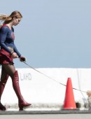 Melissa-Benoist-Supergirl-10