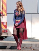 Melissa-Benoist-Supergirl-2