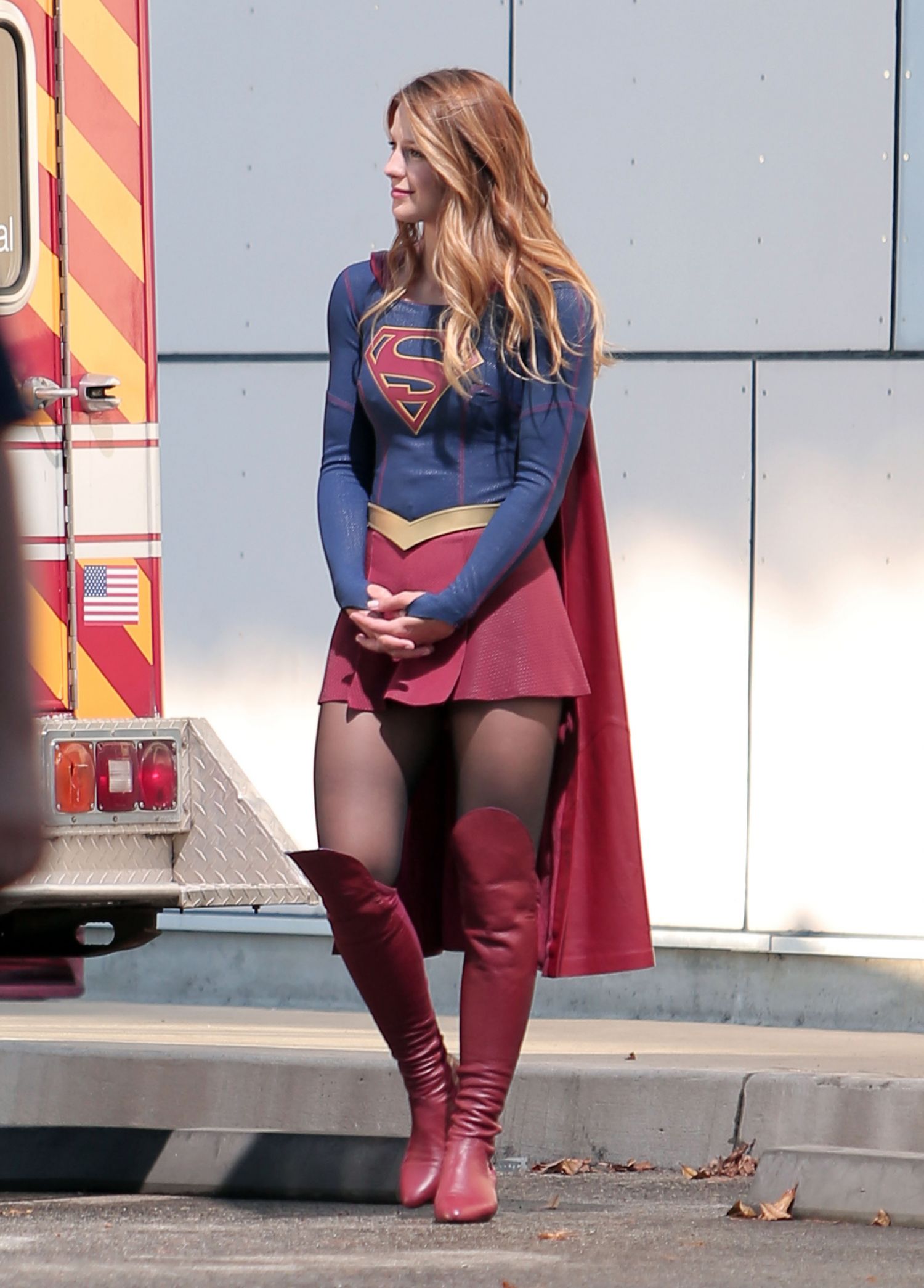Melissa-Benoist-Supergirl-2