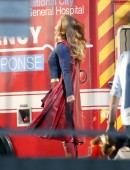Melissa-Benoist-Supergirl-8