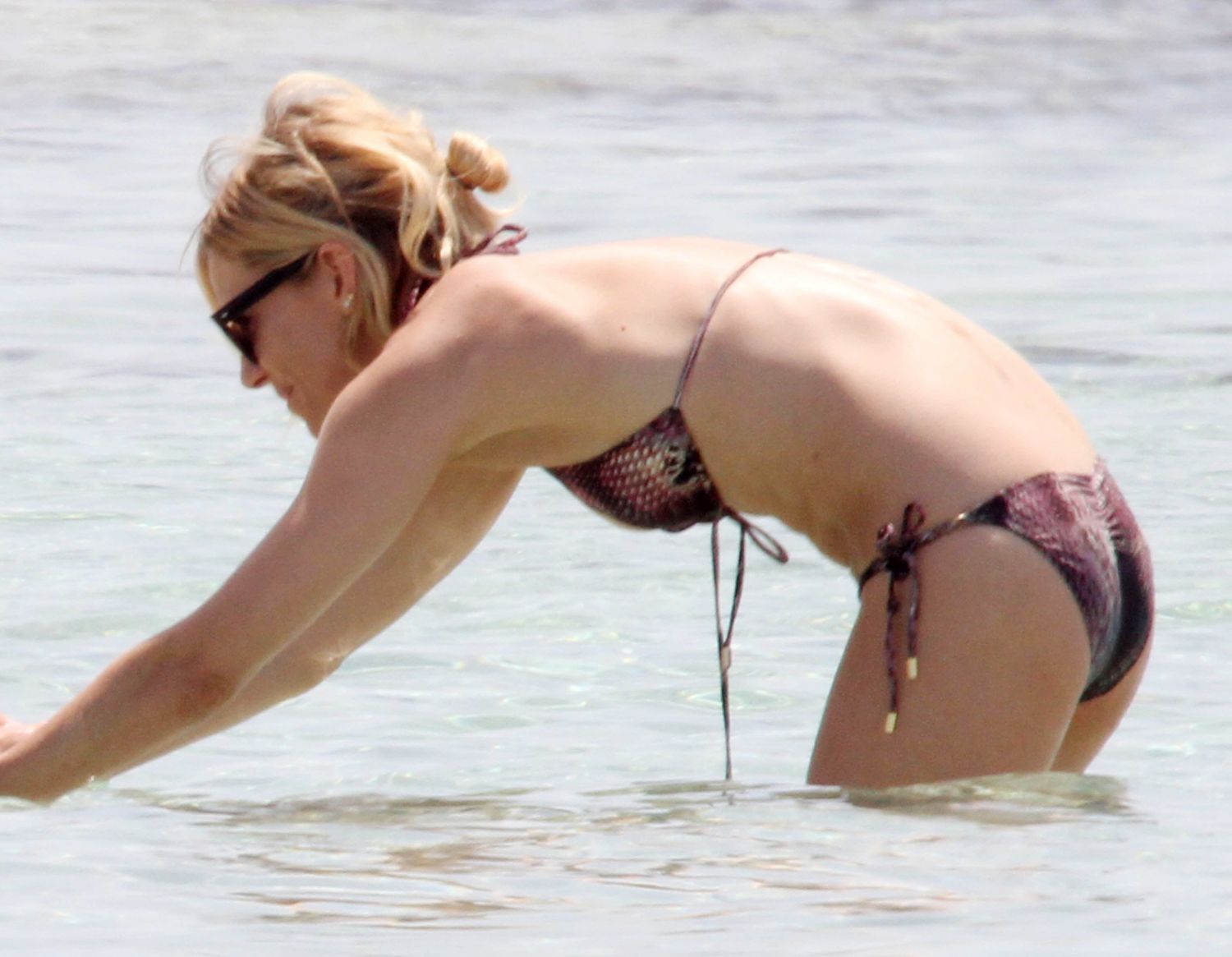 Sienna-Miller-Bikini-Spain-16