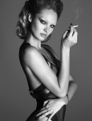 Candice-Swanepoel-Lui-Magazine-2015-3